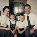 Familj i vardagsrum 1950